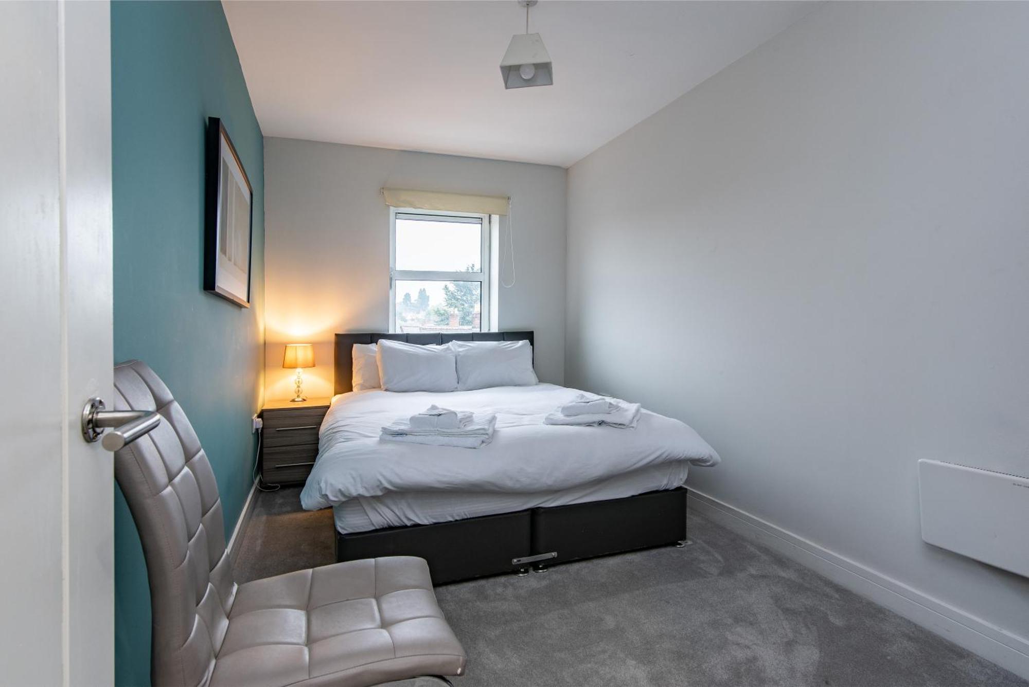 Emperor House Apt 11 Close To Stratford City Centre 아파트 외부 사진